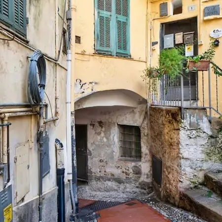 La Perla Bianca Apartment *